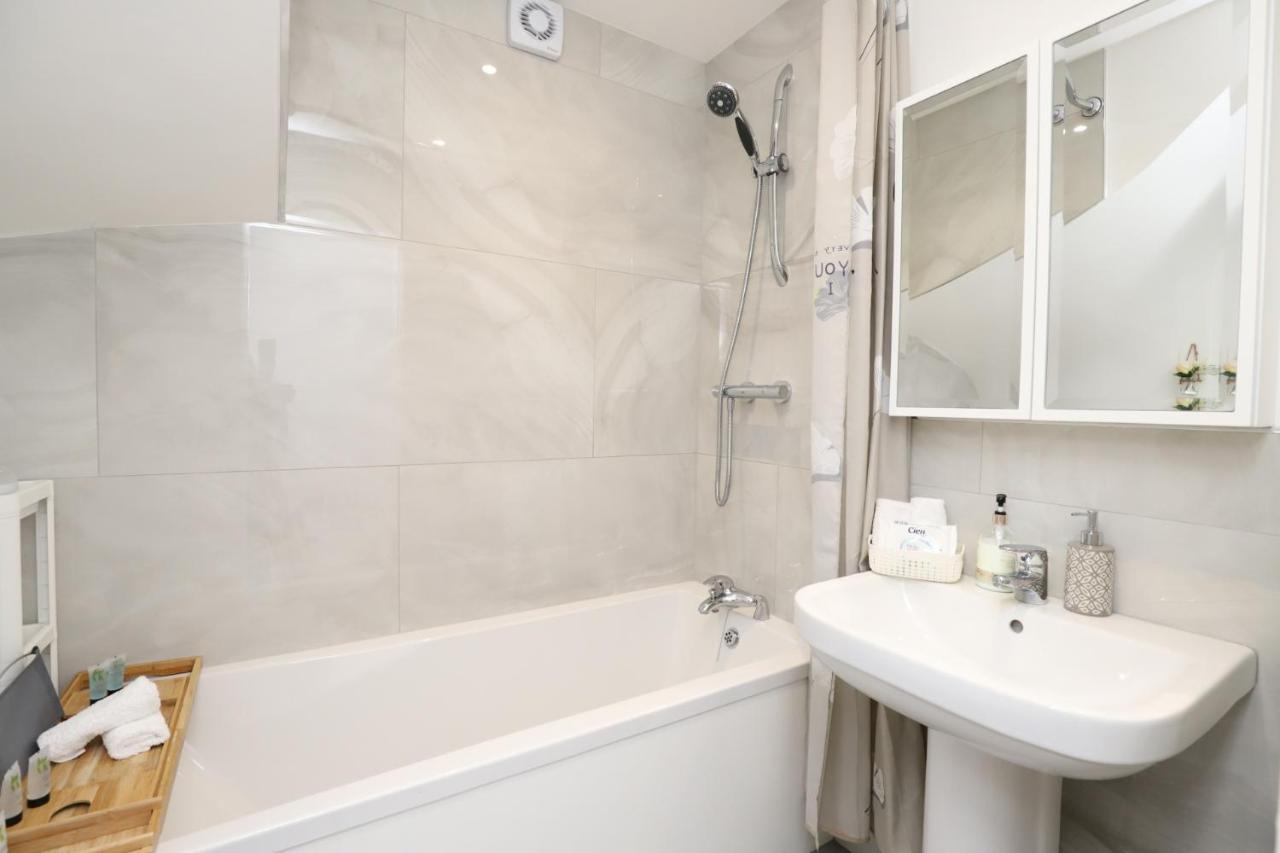 Dunstan House Luxury Holiday Home With Free Parking Oxford Exterior foto